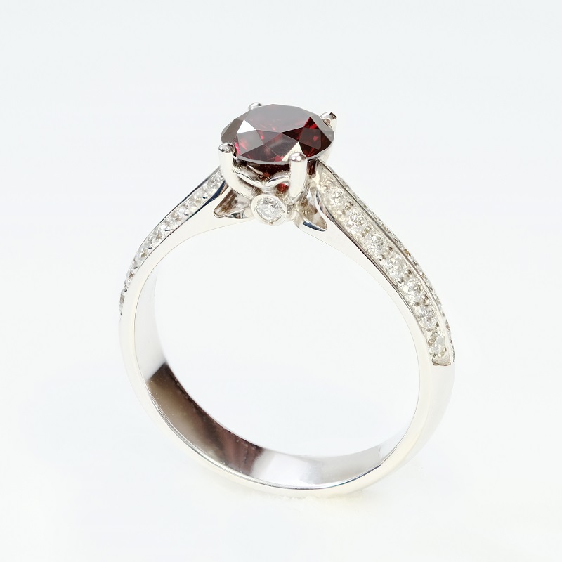 Fancy Red Diamond Ring 1.439 ct | Foto 1