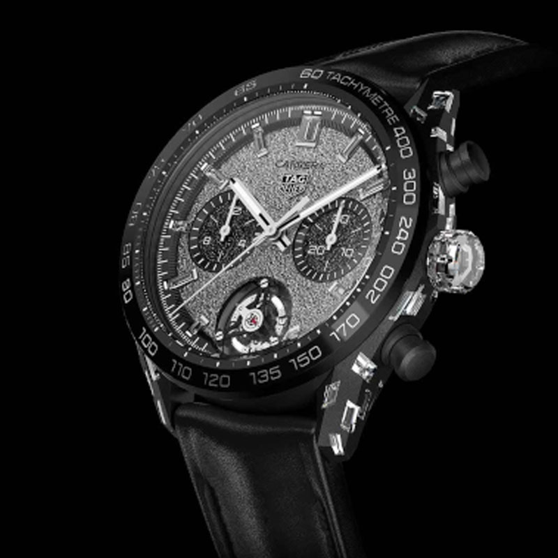Швейцарский производитель часов TAG Heuer выпустил часы с выращенными